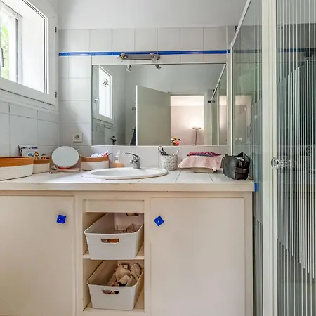 Feriehus Cozy In With Kitchen