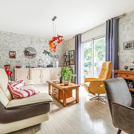 Cozy In With Kitchen * Caissargues